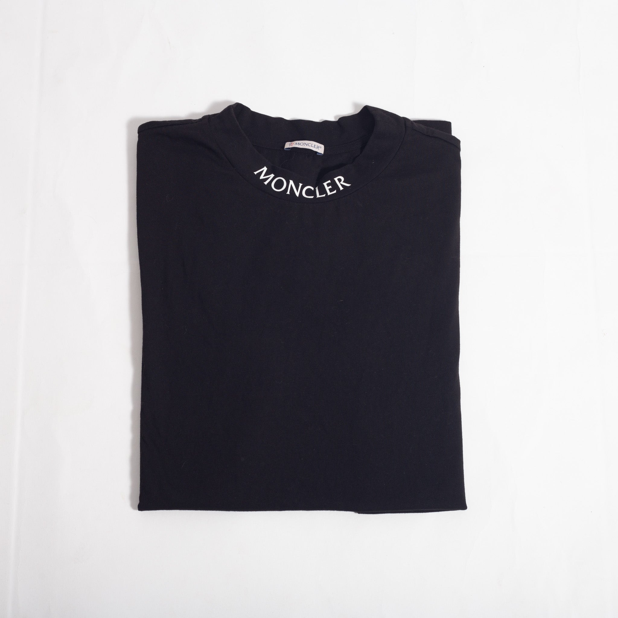 Camiseta Moncler (NOVA)