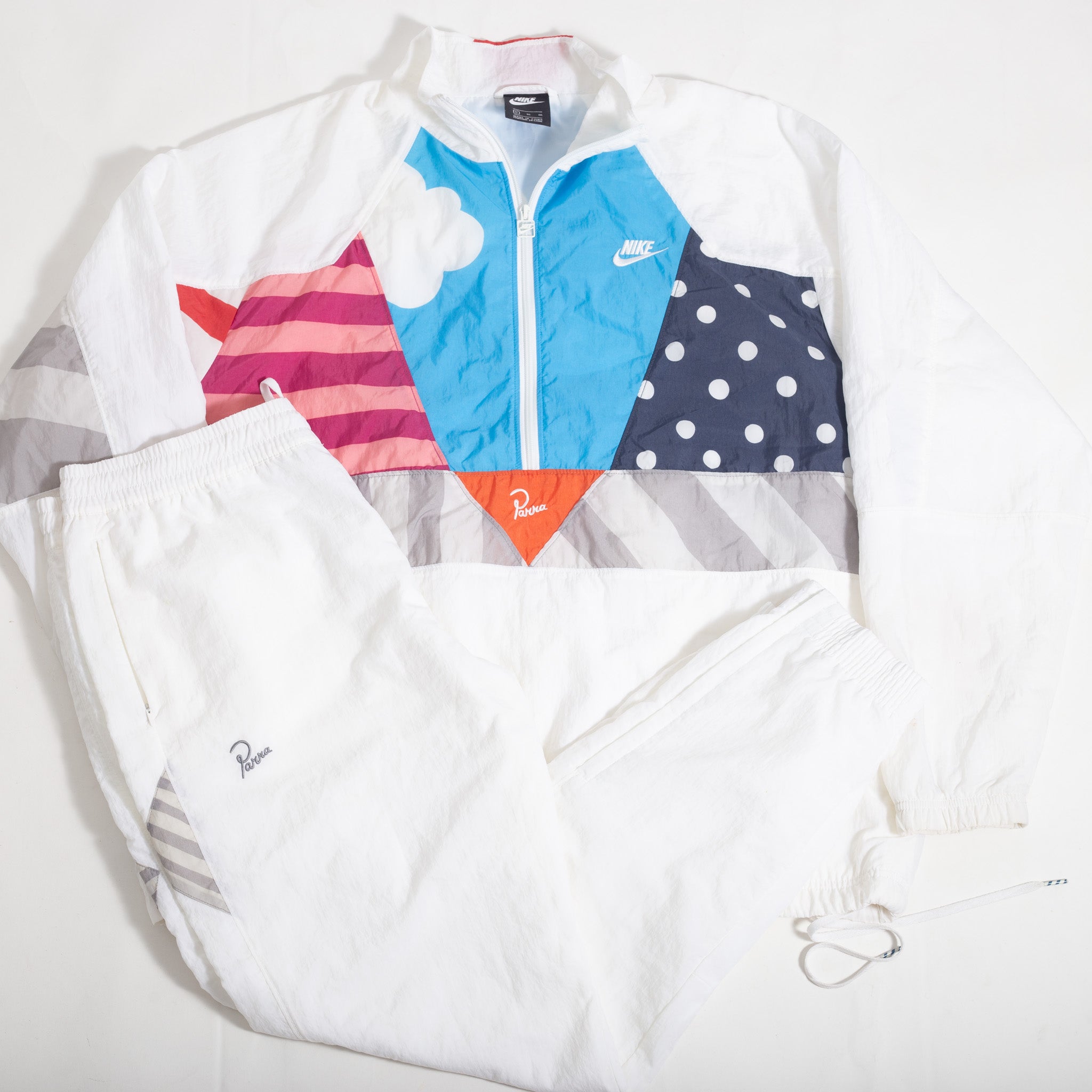 Conjunto Nike Parra Branco (USADO)