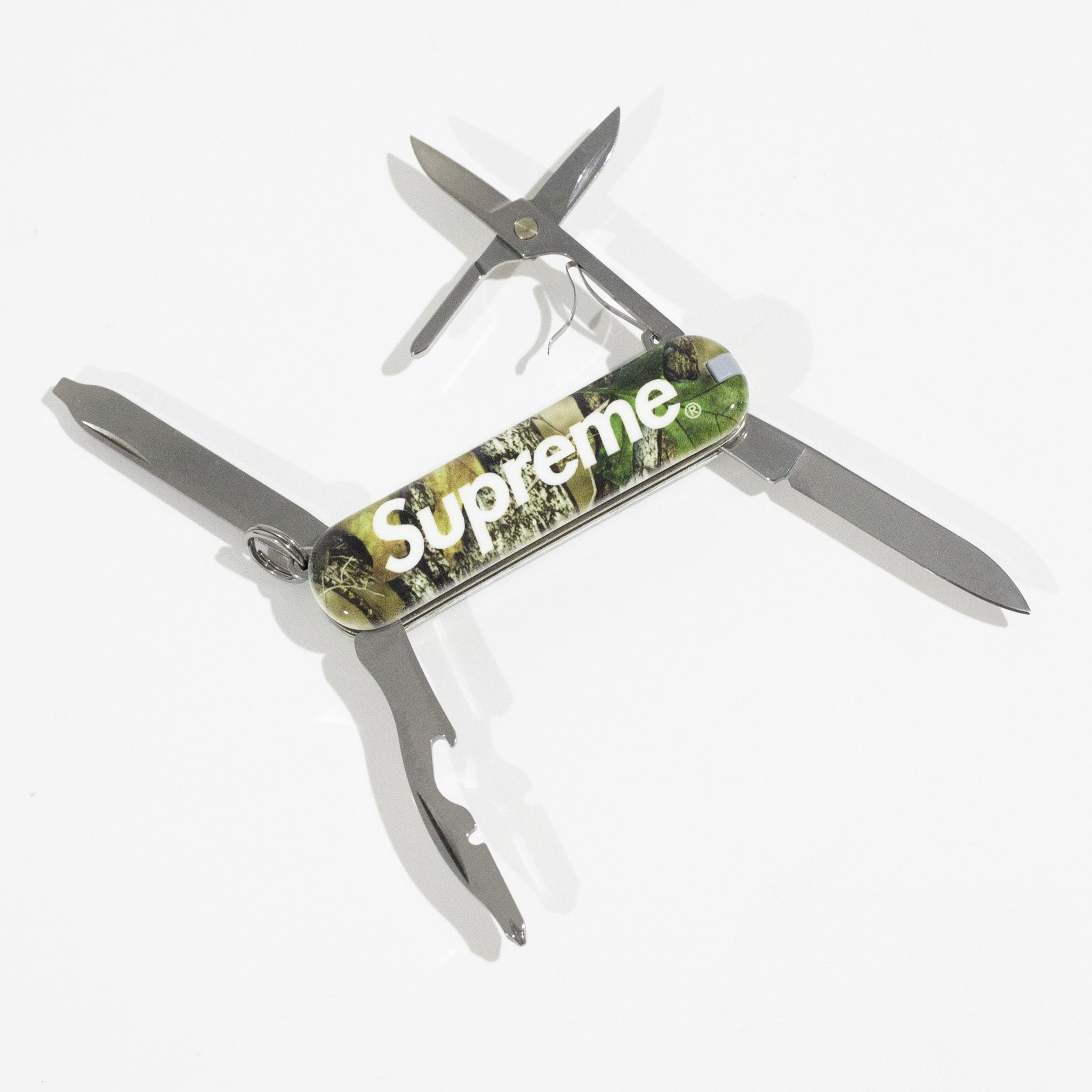 Canivete de Bolso - Pocket Knife Supreme x Victorinox Real Tree