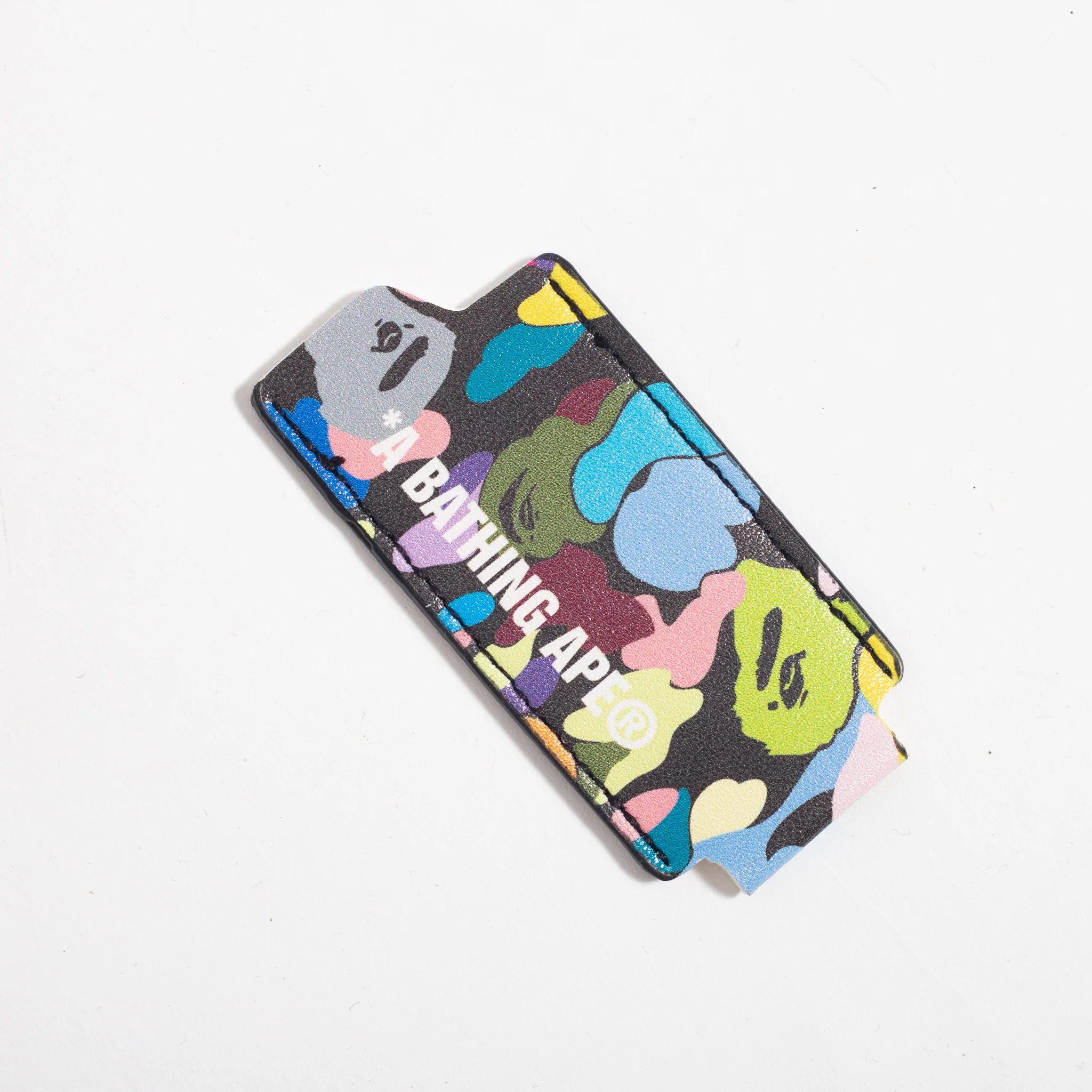 Capinha de Isqueiro BAPE