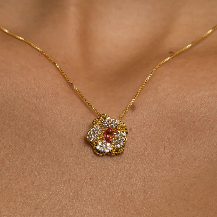 Conjunto flor cravejado