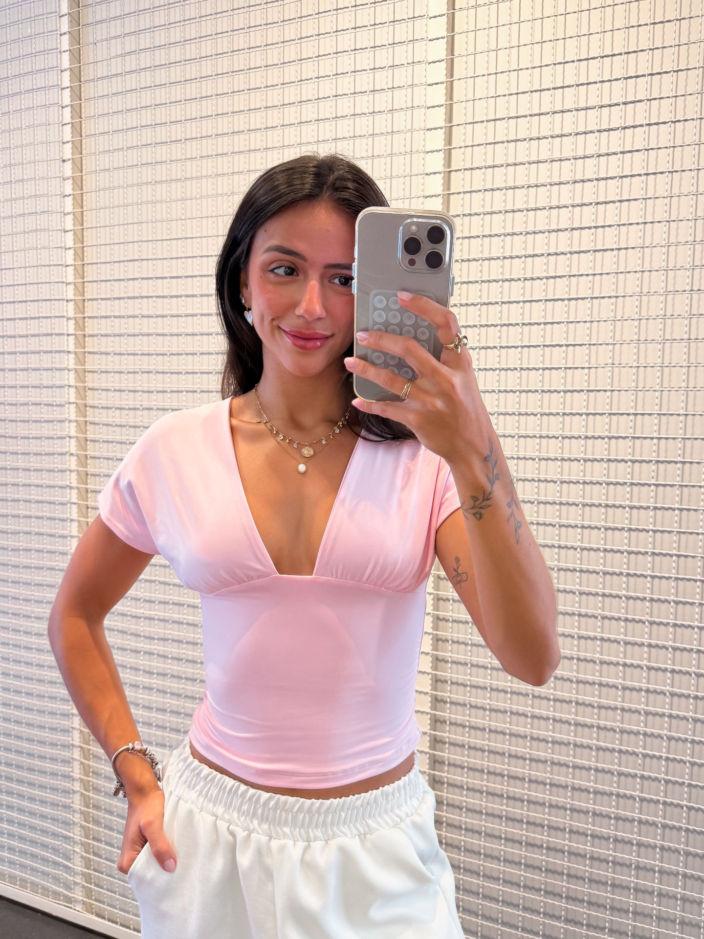 Blusa Decote V com Manga