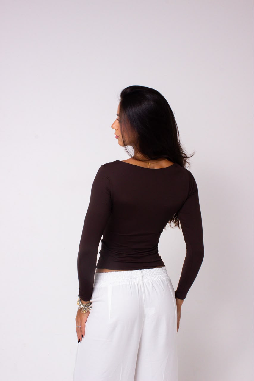 Blusa reta quadrada manga longa