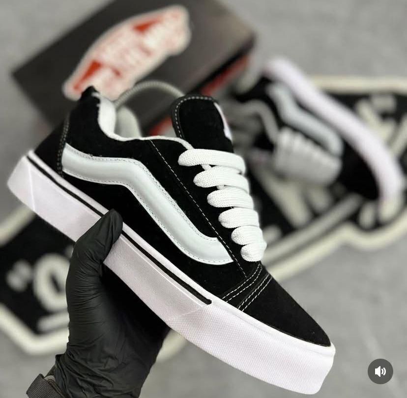 Vans Knu P&B