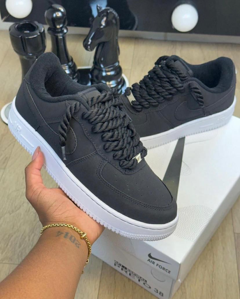 Nike Air Force Preto