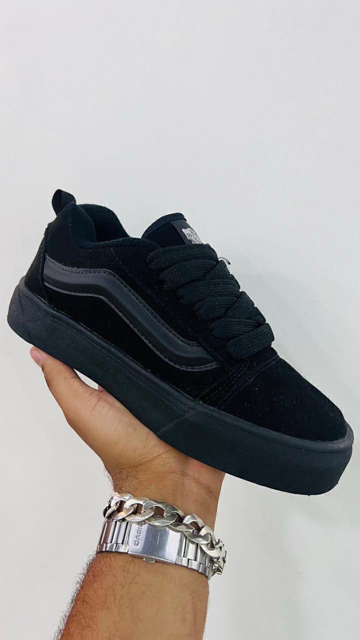 Vans Knu Preto